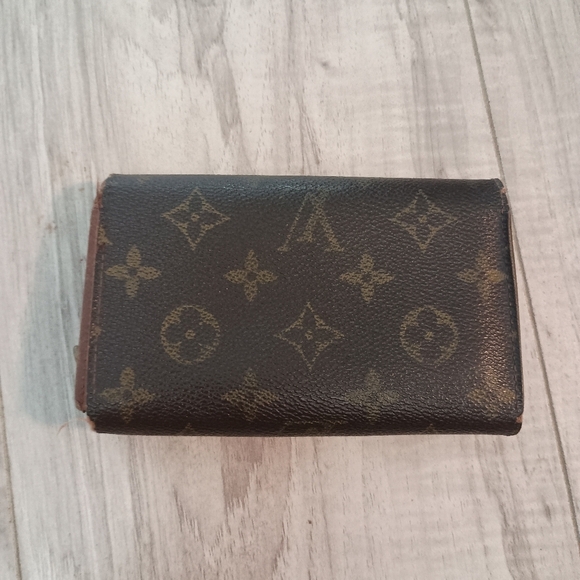 LOUIS VUITTON Monogram Porte Monnaie Billets Tresor Wallet - Picture 3 of 16